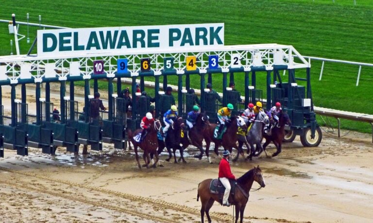 Delaware Park race track